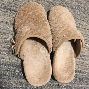 Vionic Orthotic Support Slippers
